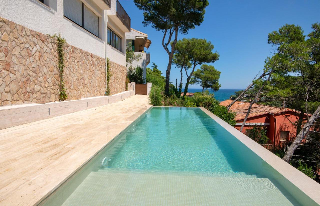 Apartmán La Vie En Rouge Sa Riera Duplex, Private Parking Begur Exteriér fotografie